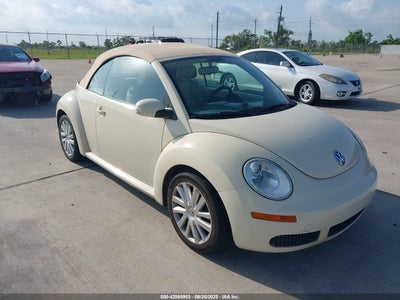 VOLKSWAGEN NEW BEETLE 2008