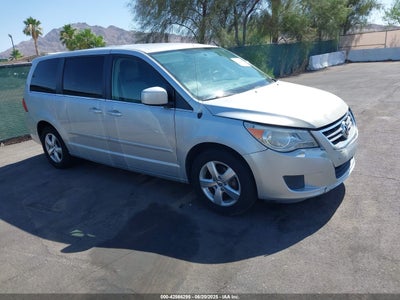 VOLKSWAGEN ROUTAN 2010