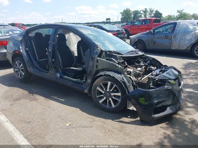 NISSAN VERSA 2021