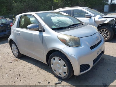 SCION IQ 2013