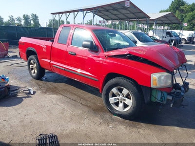 DODGE DAKOTA 2005