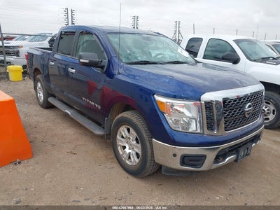 NISSAN TITAN 2018