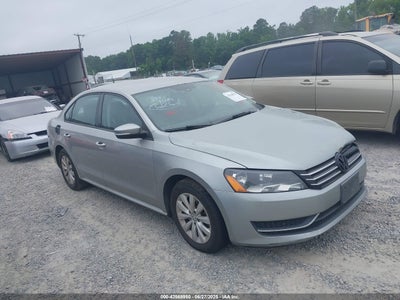 VOLKSWAGEN PASSAT 2013