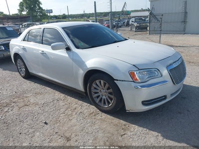 CHRYSLER 300 2013