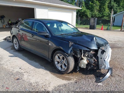 FORD TAURUS 2010