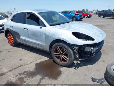 PORSCHE MACAN 2017