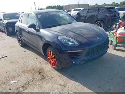 PORSCHE MACAN 2018