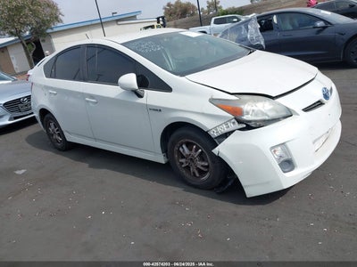 TOYOTA PRIUS 2011