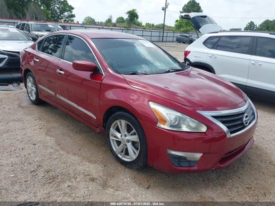 NISSAN ALTIMA 2015