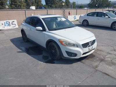VOLVO C30 2011