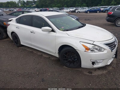 NISSAN ALTIMA 2015