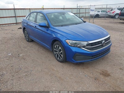VOLKSWAGEN JETTA 2024