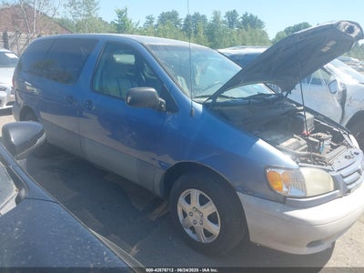 TOYOTA SIENNA 2001