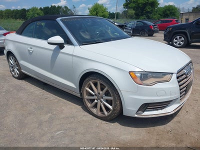 AUDI A3 2015