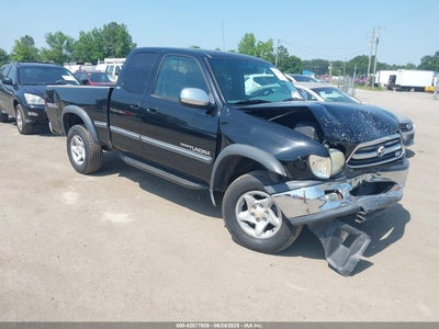 TOYOTA TUNDRA 2002
