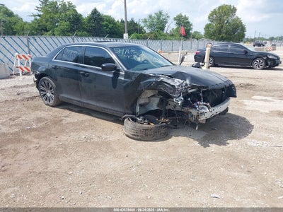 CHRYSLER 300 2012