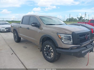 NISSAN TITAN 2023