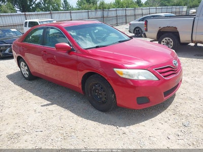 TOYOTA CAMRY 2011