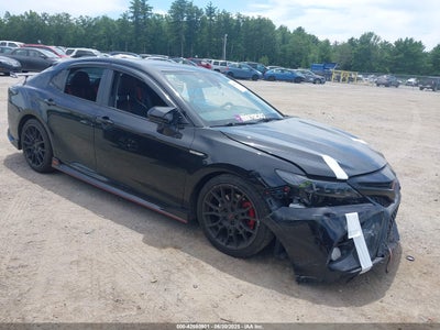 TOYOTA CAMRY 2020