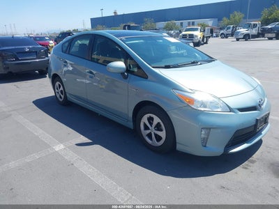 TOYOTA PRIUS 2014