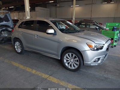 MITSUBISHI OUTLANDER SPORT 2011