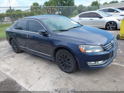 VOLKSWAGEN PASSAT 2012