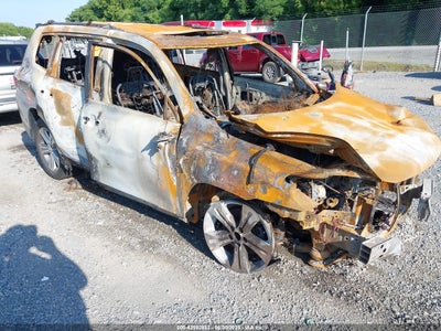 TOYOTA HIGHLANDER 2011