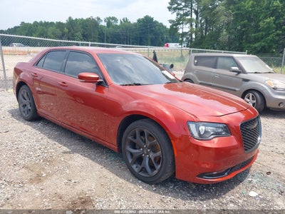CHRYSLER 300 2021