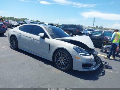 PORSCHE PANAMERA 2021