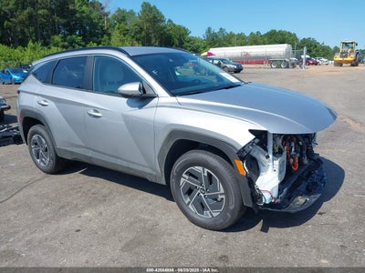 HYUNDAI TUCSON HYBRID 2025