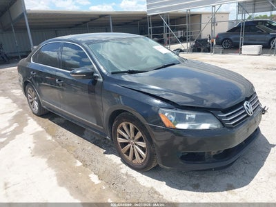 VOLKSWAGEN PASSAT 2012