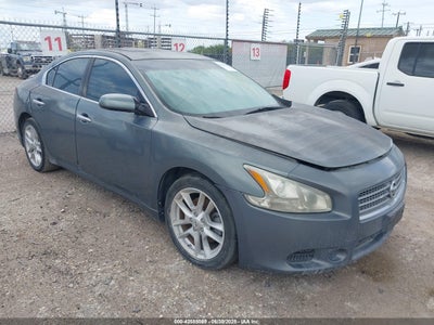 NISSAN MAXIMA 2009