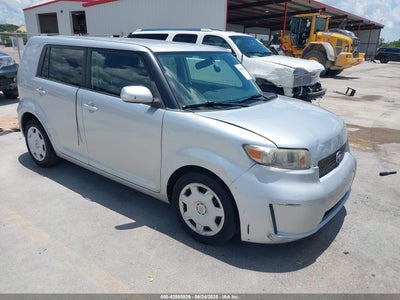 SCION XB 2009
