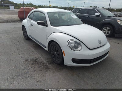 VOLKSWAGEN BEETLE COUPE 2014