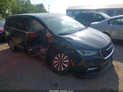 CHRYSLER PACIFICA HYBRID 2023