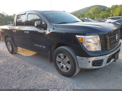 NISSAN TITAN 2019