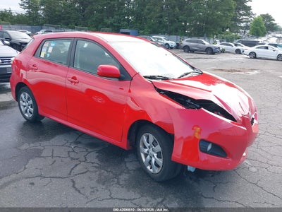 TOYOTA MATRIX 2012