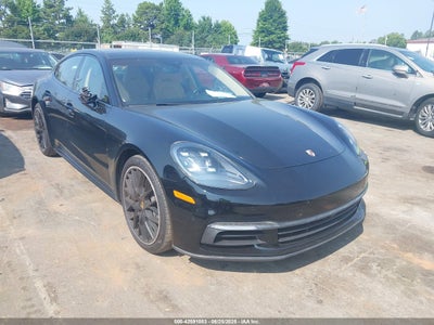 PORSCHE PANAMERA 2017