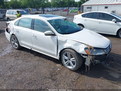 VOLKSWAGEN PASSAT 2014