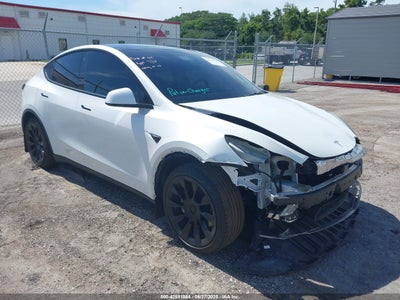 TESLA MODEL Y 2021