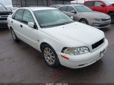 VOLVO S40 2003