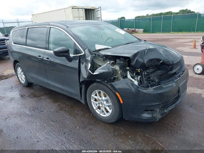 CHRYSLER VOYAGER 2023