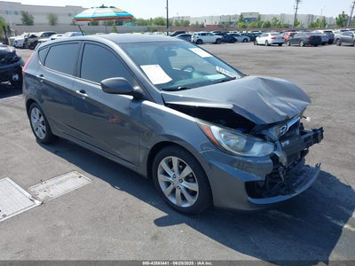 HYUNDAI ACCENT 2012