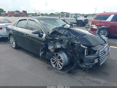 AUDI A4 2019