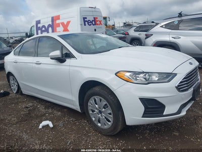 FORD FUSION 2019