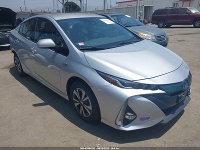 TOYOTA PRIUS PRIME 2019