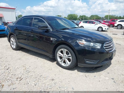 FORD TAURUS 2016