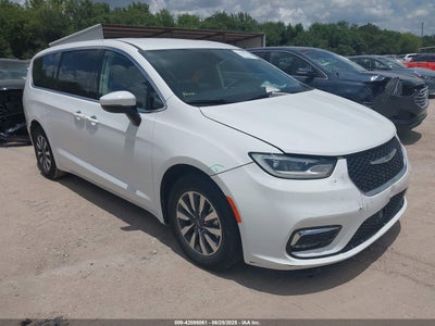 CHRYSLER PACIFICA HYBRID 2023