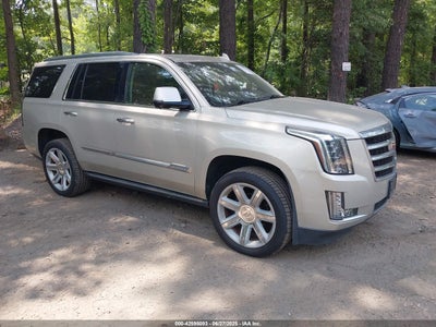 CADILLAC ESCALADE 2015