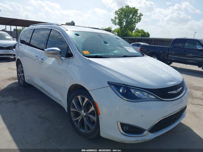 CHRYSLER PACIFICA 2018
